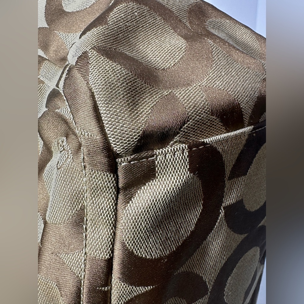 COACH PARKER OPT ART SHOULDER BAG - Picture 6 of 13